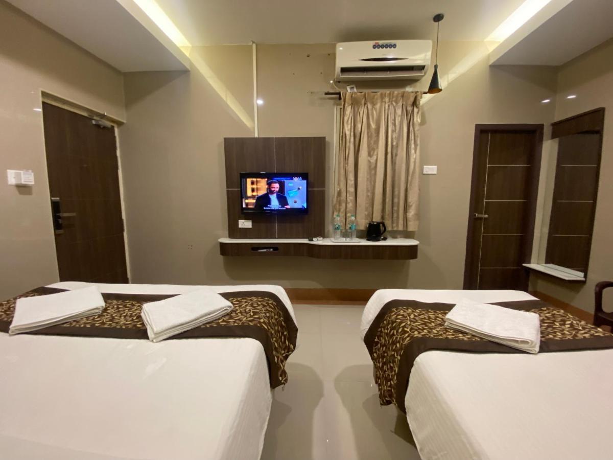 Hotel Sivas Regency Тхені Екстер'єр фото